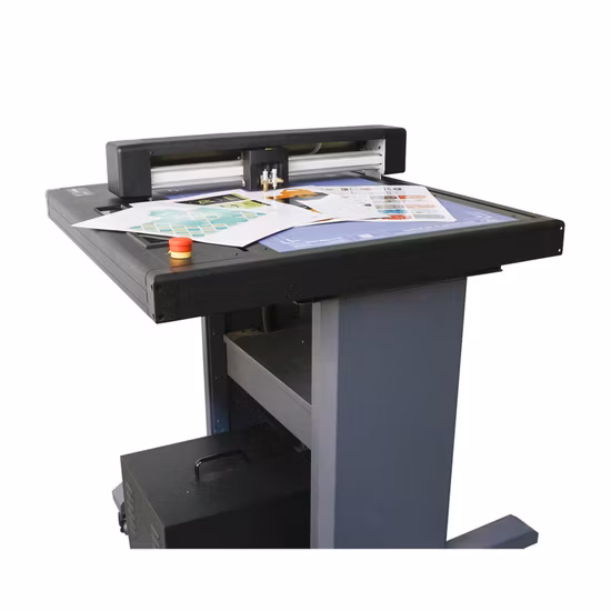 Couteau automatique Cuir Tissu Textile Tissu Coupe Caoutchouc Amiante Liège PTFE Joint CNC Cutter Carton Boîte Making Machine Traceur à plat numérique